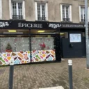 Façade de l'épicerie Alexandrapol à Angers