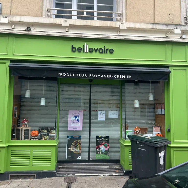 Façade fromagerie beillevaire à Angers