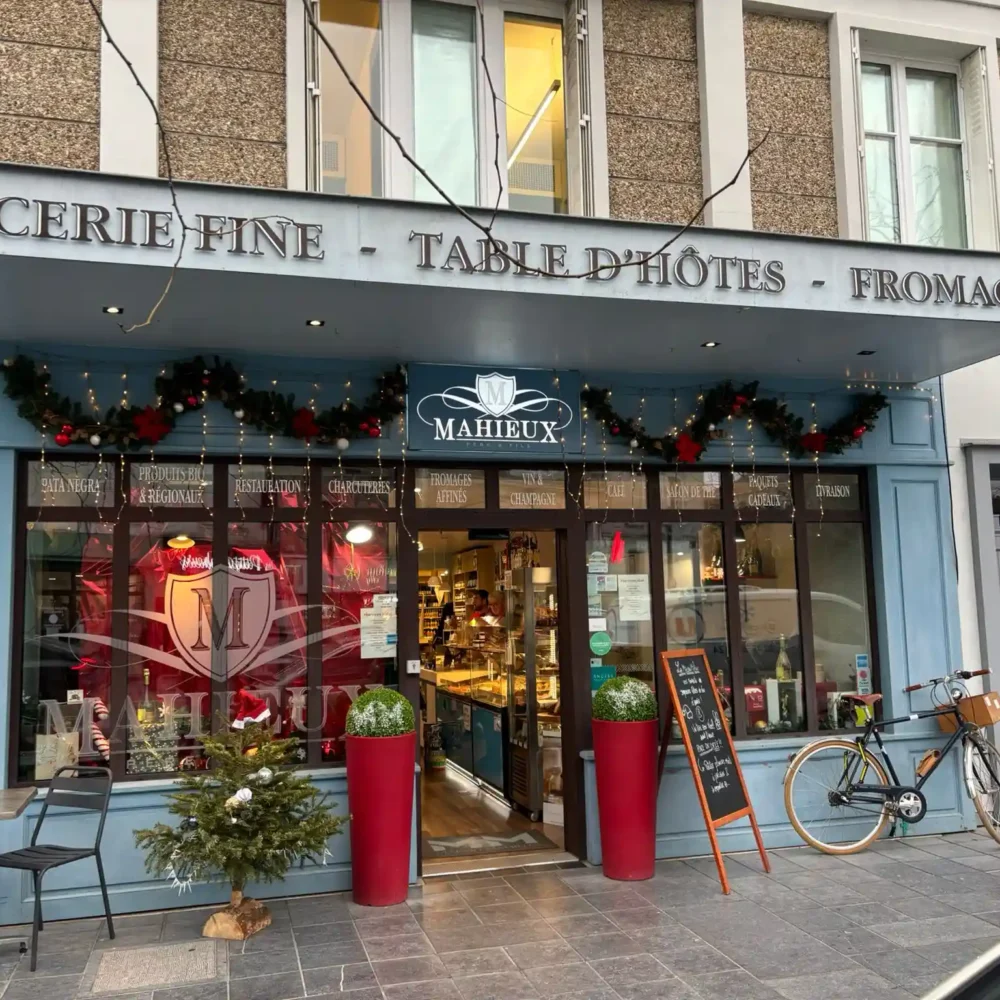 Façade de l'épicerie fromagerie Maison Mahieux à Angers