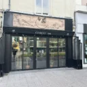 Façade ginkgo bar à Angers