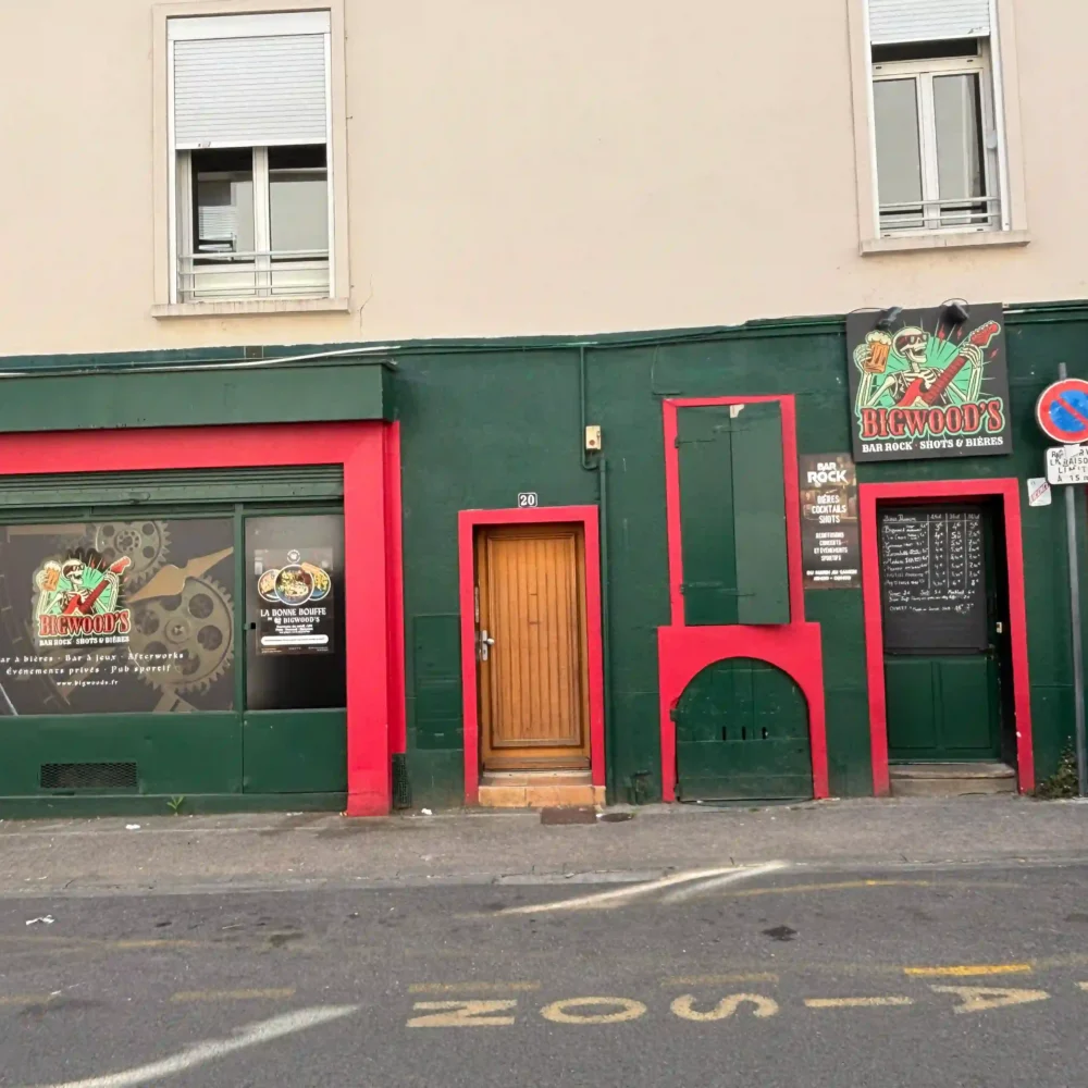 façade du bar le bigwood's bar à angers