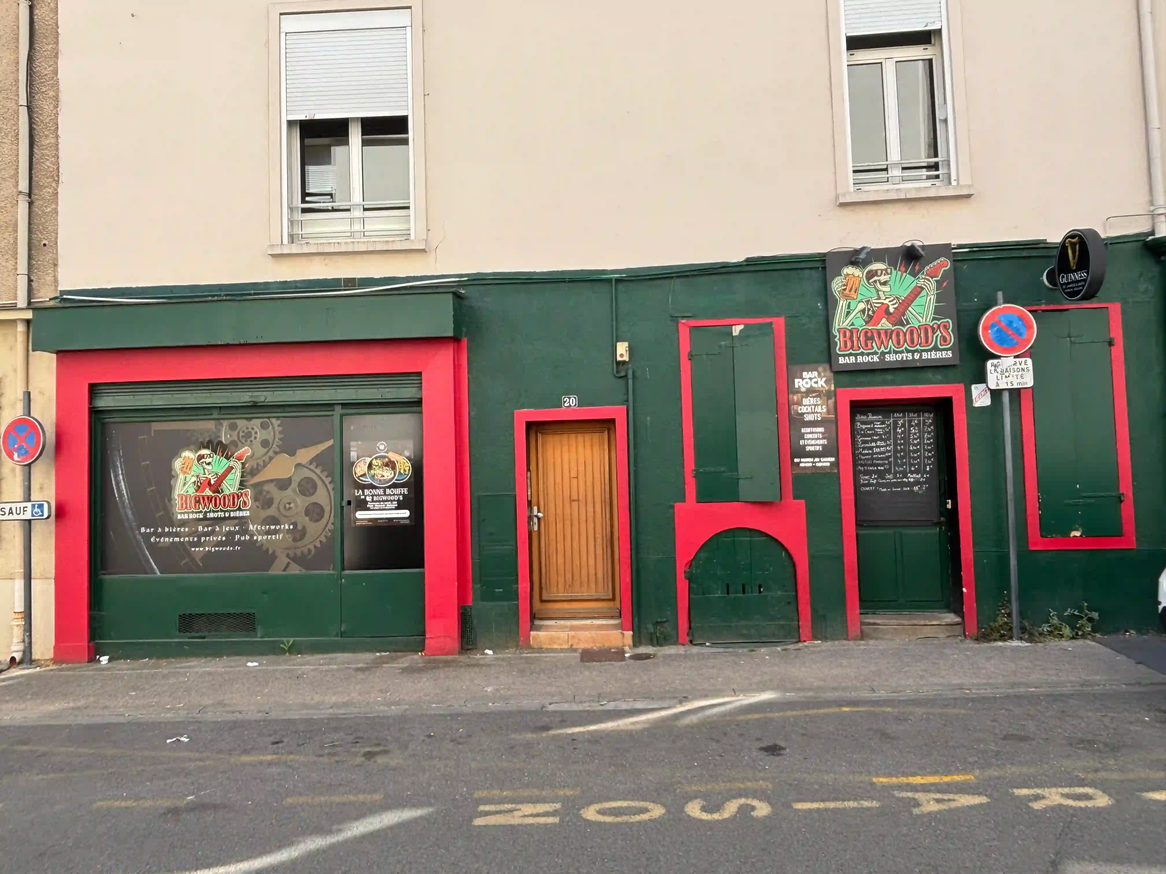 façade du bar le bigwood's bar à angers