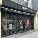 Façade du café Etienne Coffee Shop à Angers