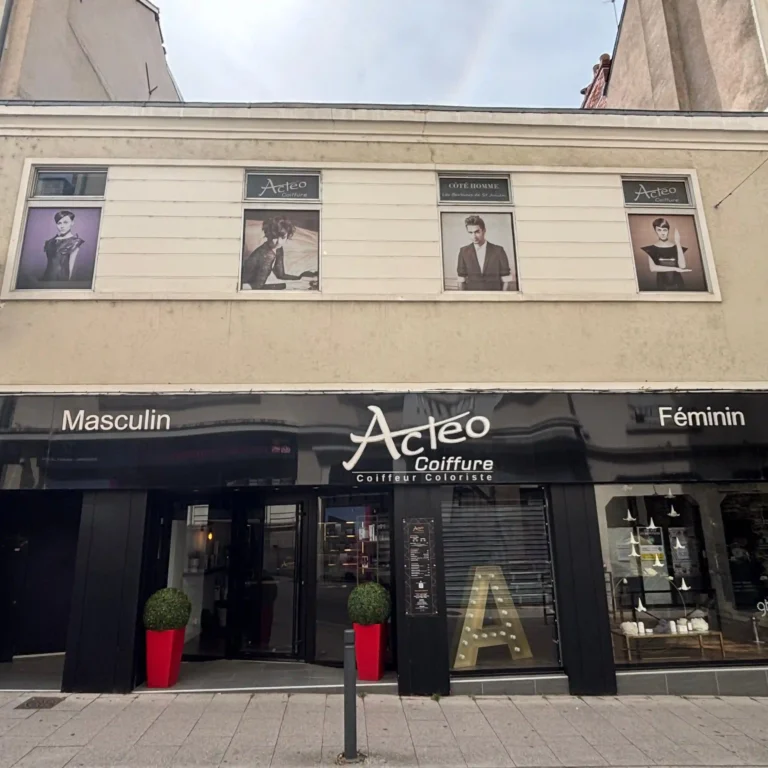 Façade du coiffeur Actéo Coiffure à Angers centre ville