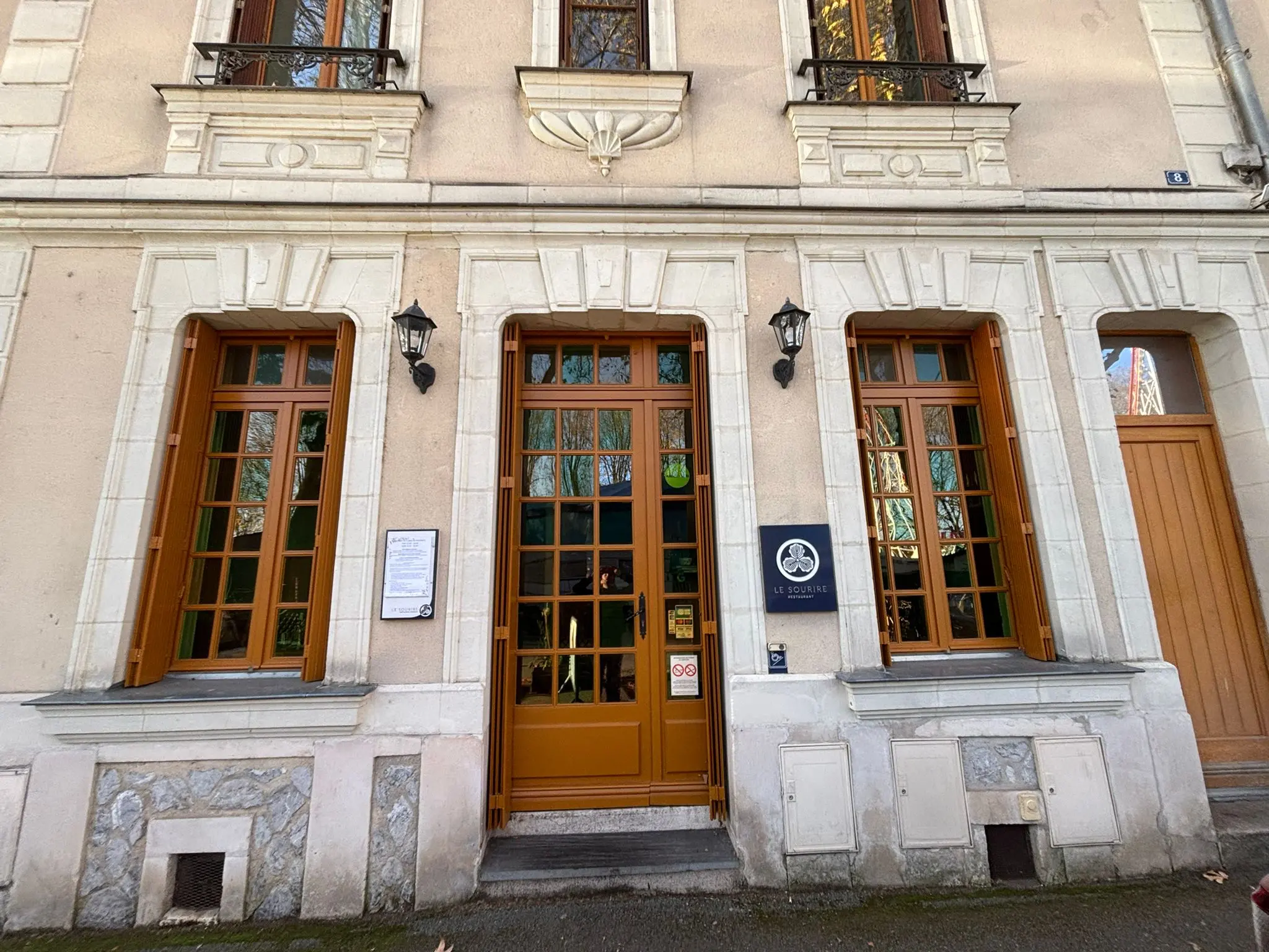 Façade du restaurant Le Sourire à Angers