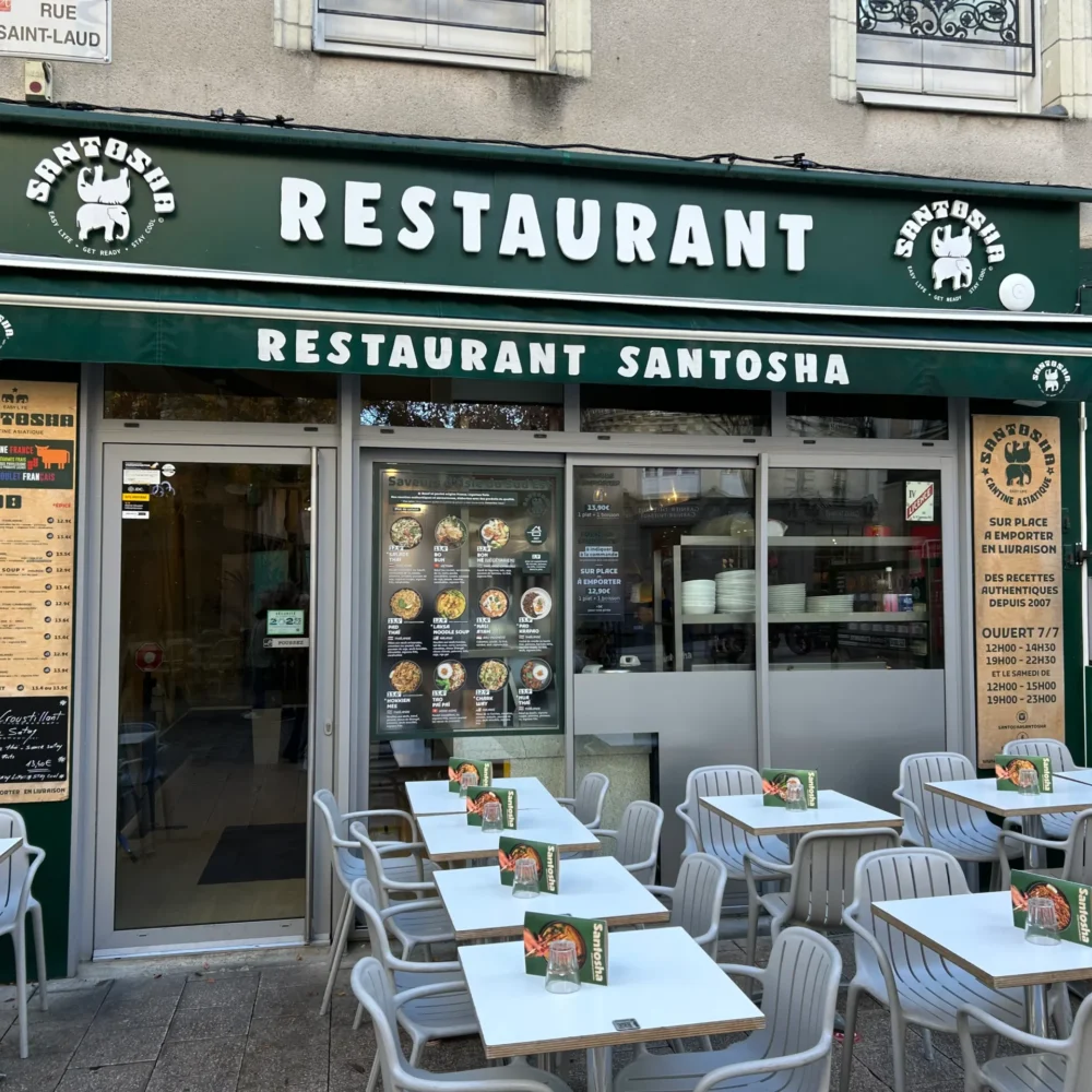 Façade du restaurant Santosha dans like centre ville d'Angers