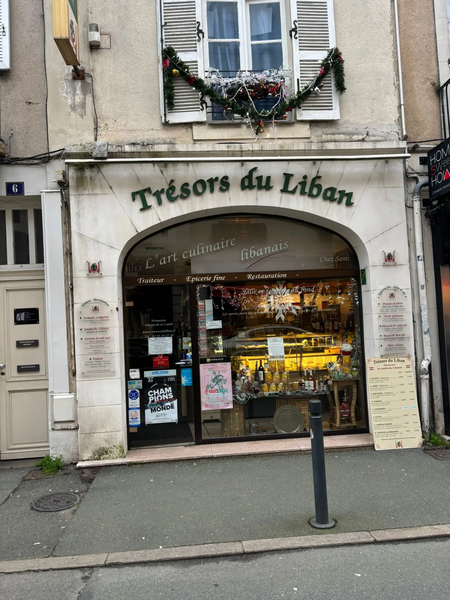 Façade du restaurant Trésors du Liban à Angers